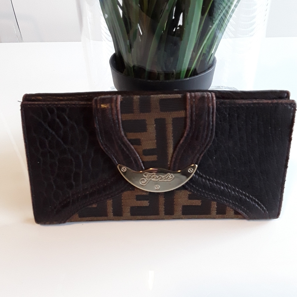 FENDI WALLET